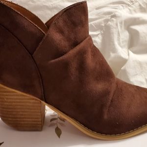 Mi.iM Rosie Wine Booties